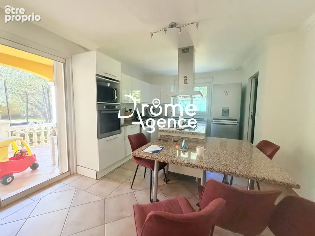 Maison 148 m² à Malissard  - photo 4