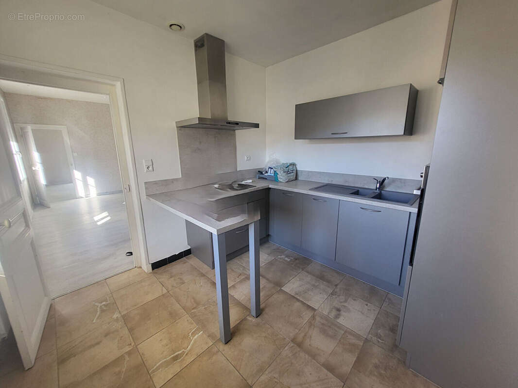 Appartement à MONTCEAU-LES-MINES