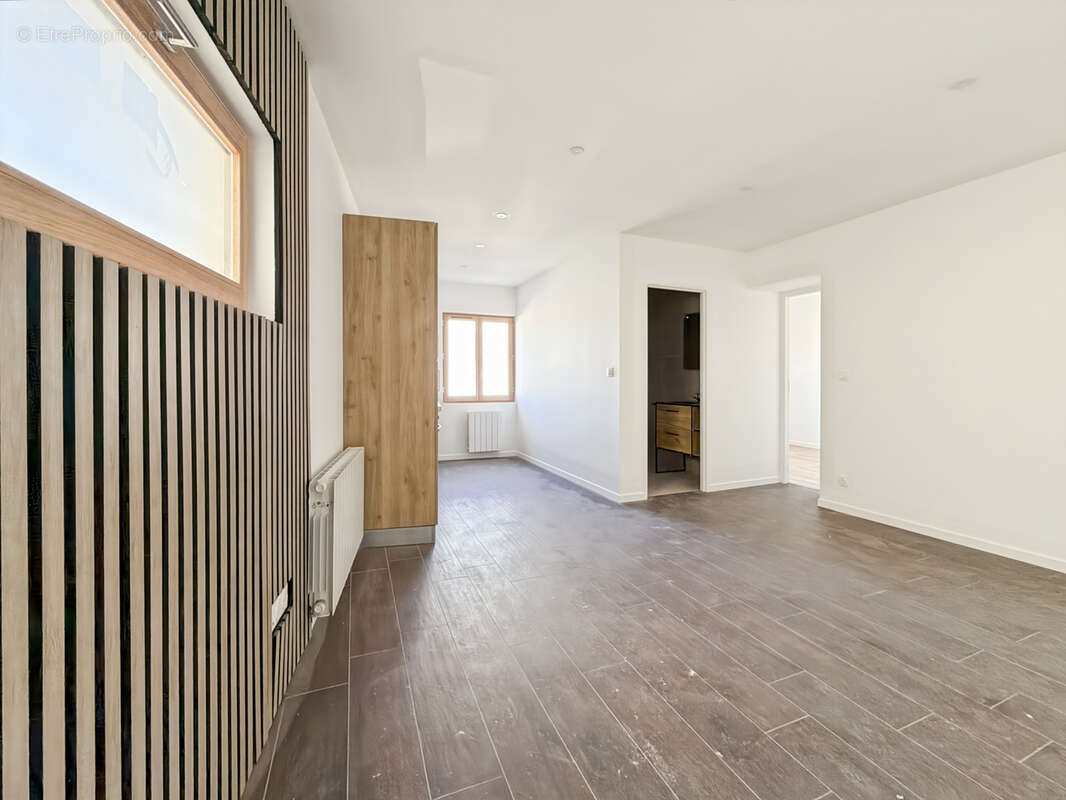 Appartement à ALBIGNY-SUR-SAONE