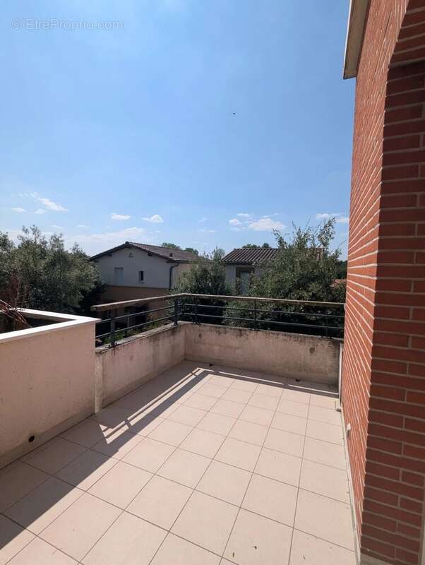 Appartement T3 + Garage - 31600 MURET - photo 2