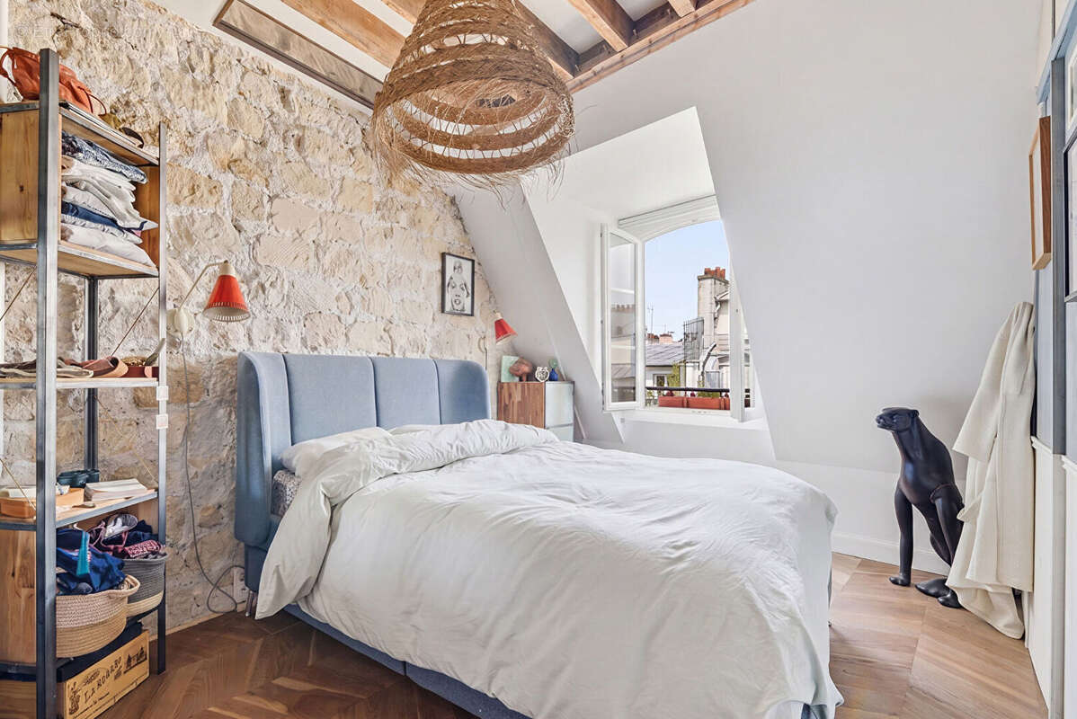 Appartement à PARIS-10E