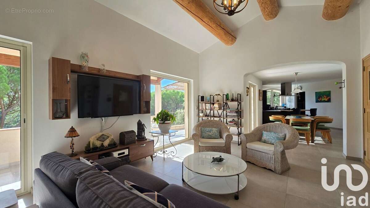 Photo 7 - Maison à COLLOBRIERES