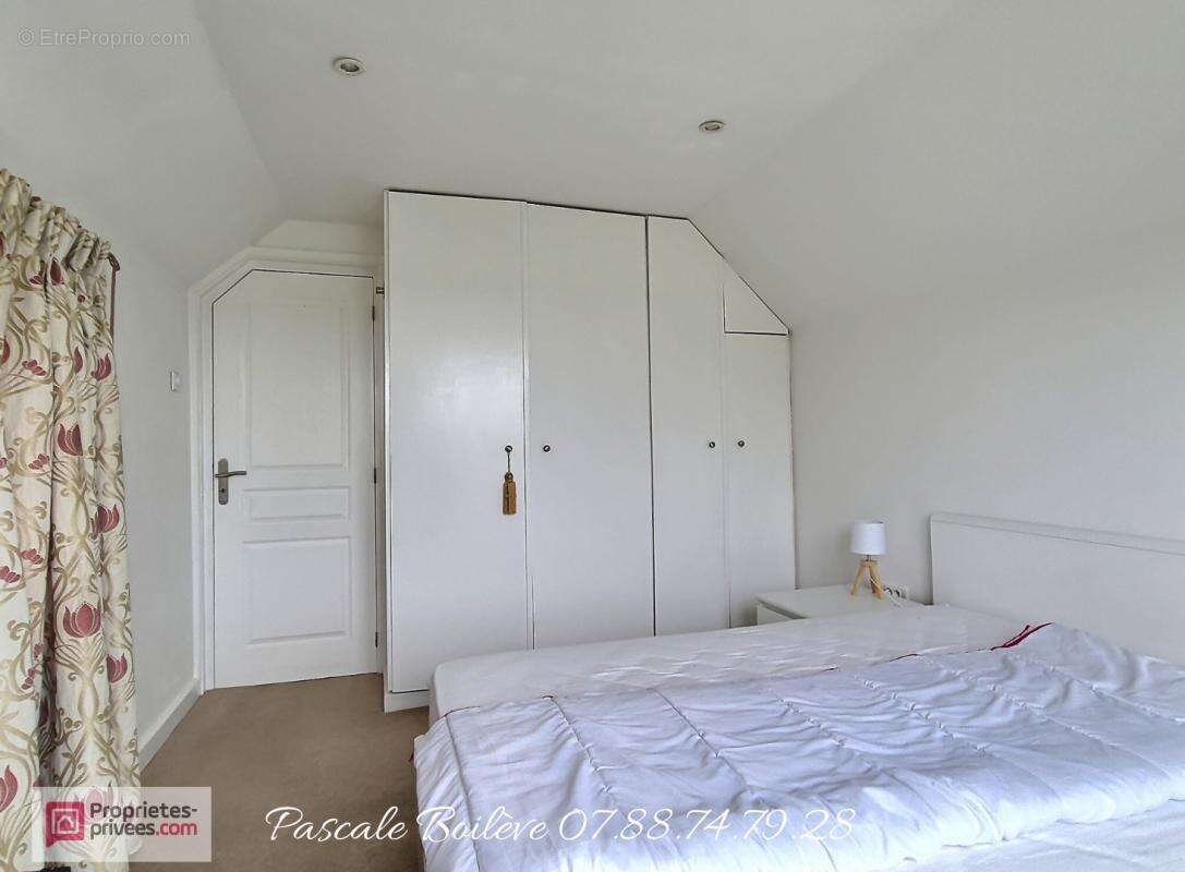 Maison  151 m²  avec  studio indépendant 34 m² - VERNANTES  (49390) - photo 16