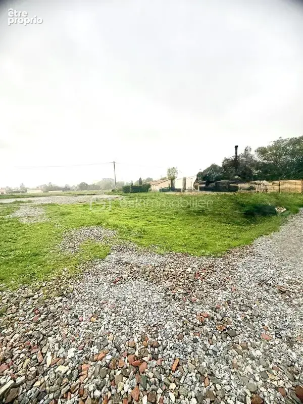 Valdivienne – terrain à bâtir 2620 m² – viabilisé – idéal projet familial - photo 2