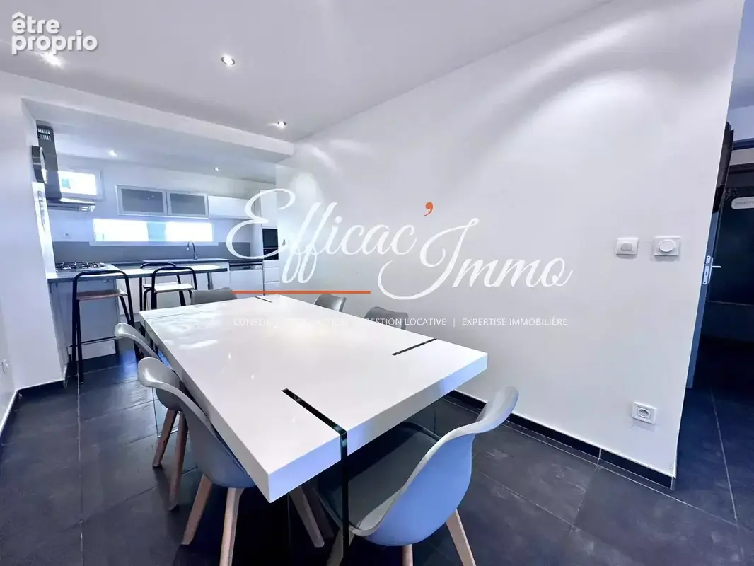 Maison 4 pièces de 117m2 - photo 5