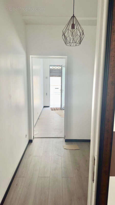 Appartement à PARIS-20E