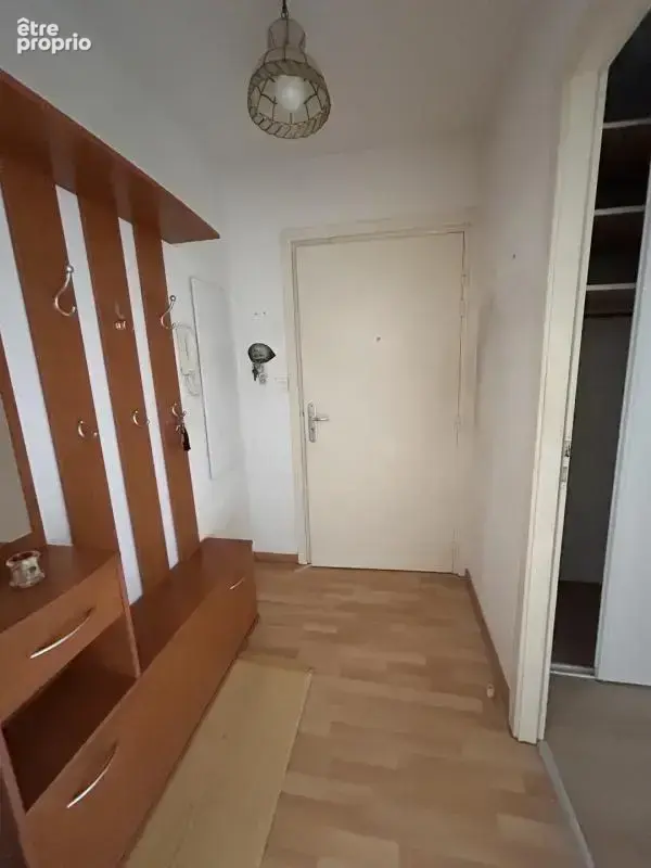 F3 de 60 m2 + une cave + 2 places de parking à PFASTATT (68120) - photo 7