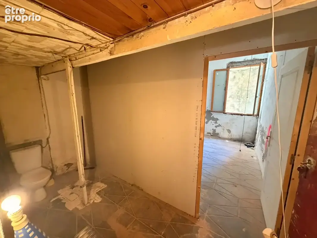 Appartement à rénové Sommières - photo 2