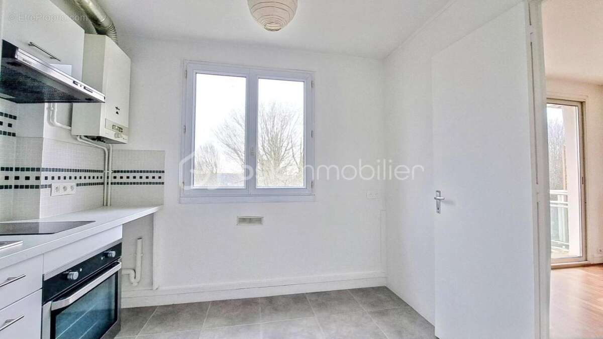Appartement à LA CELLE-SAINT-CLOUD