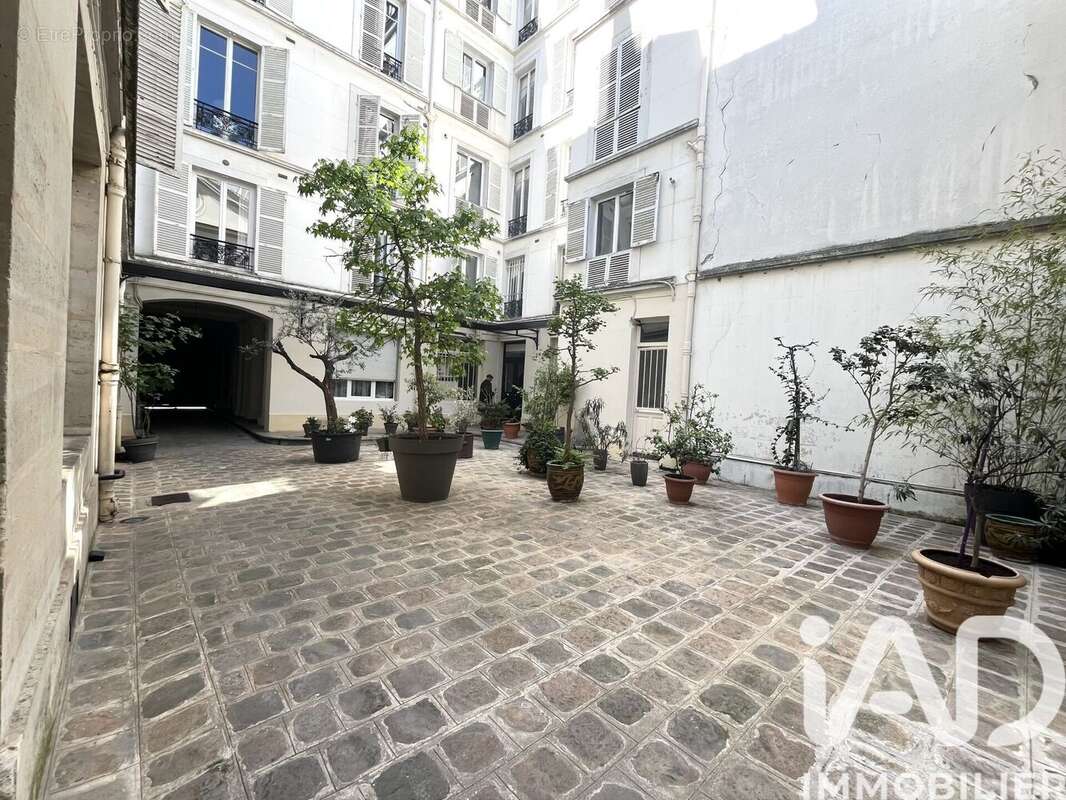 Photo 6 - Appartement à PARIS-10E