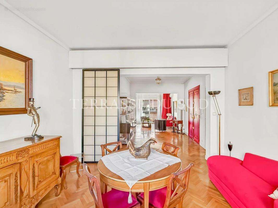 Appartement à MARSEILLE-8E