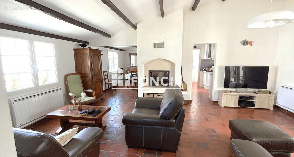 Maison à SALLES-SUR-MER