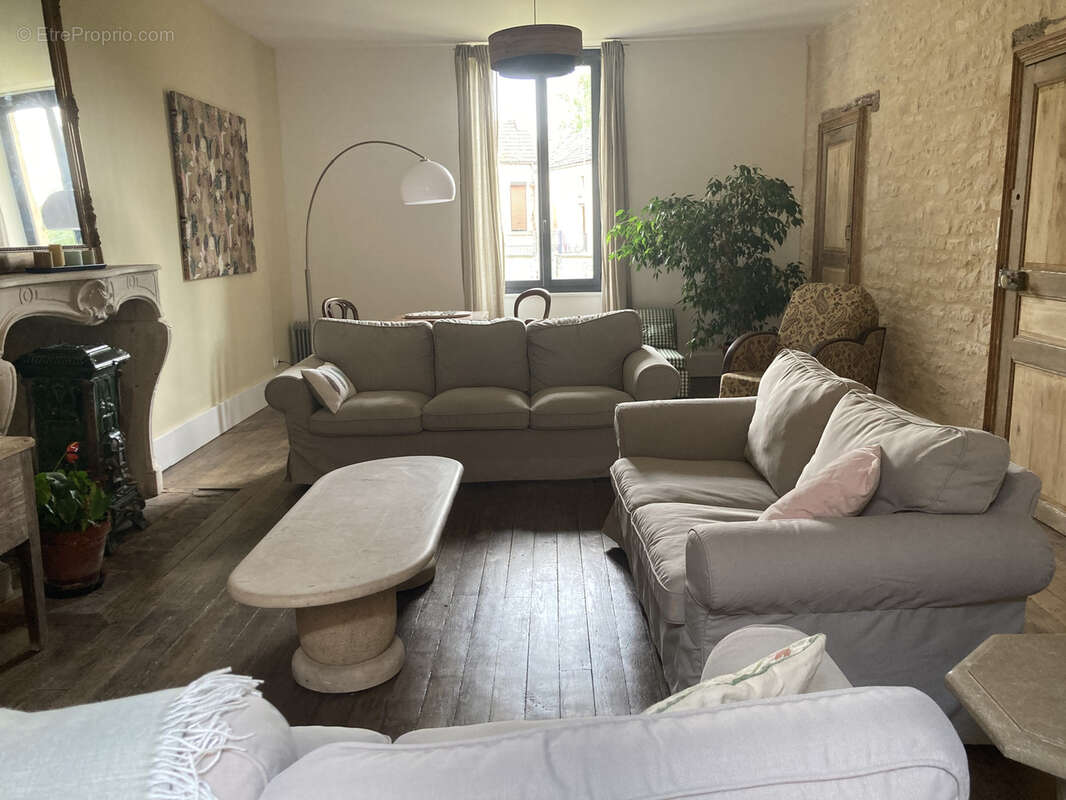 Maison à MONTBARD