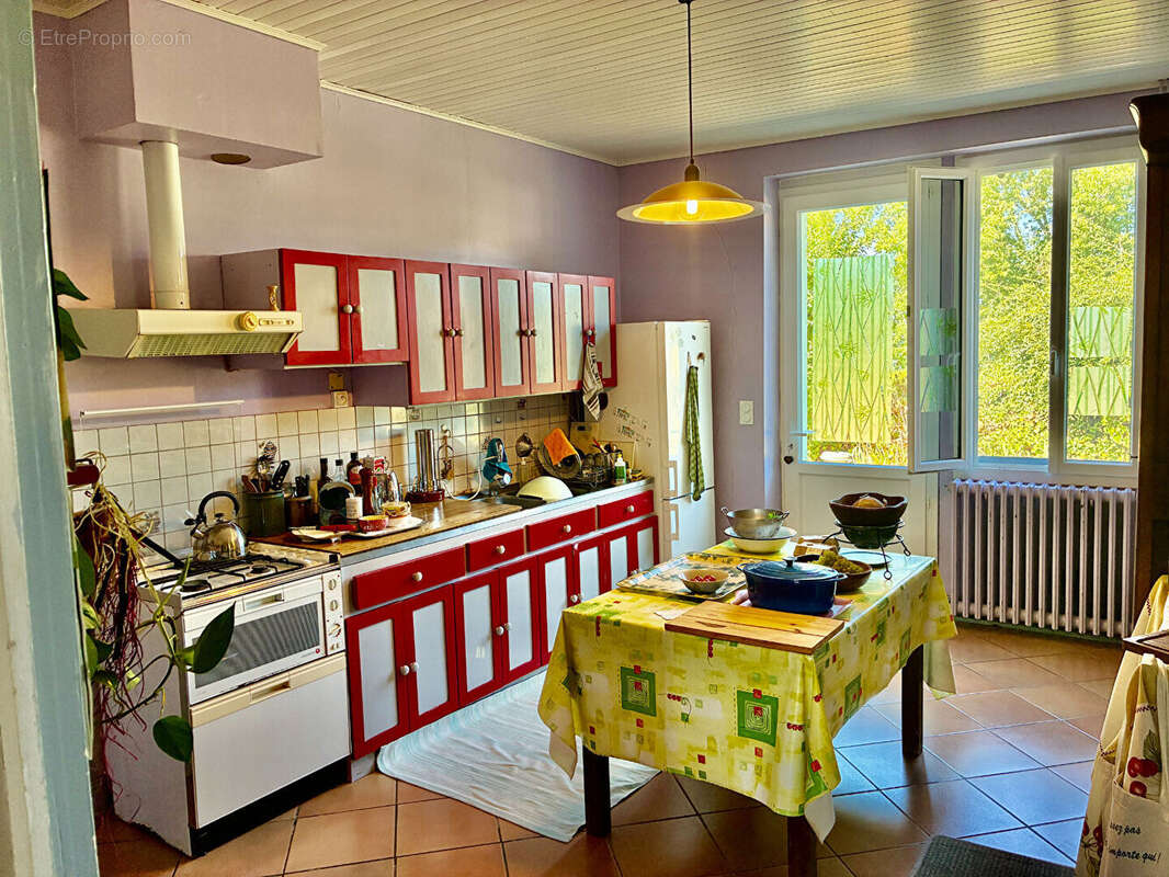 Maison à SAINTE-LIVRADE-SUR-LOT