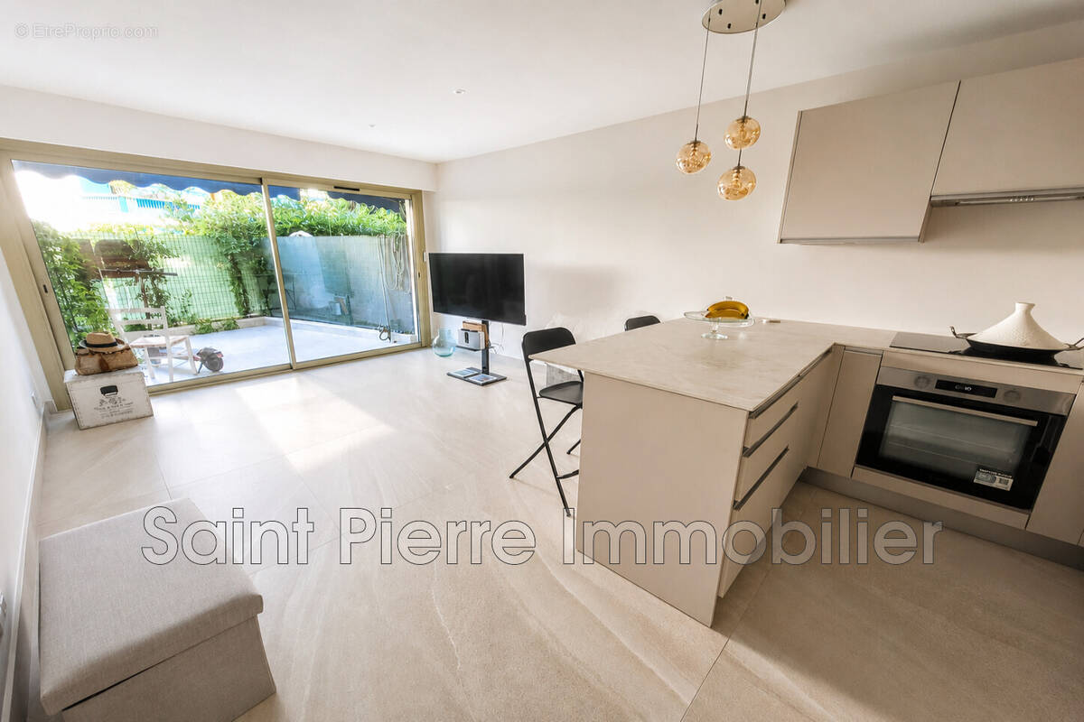Appartement à CAGNES-SUR-MER