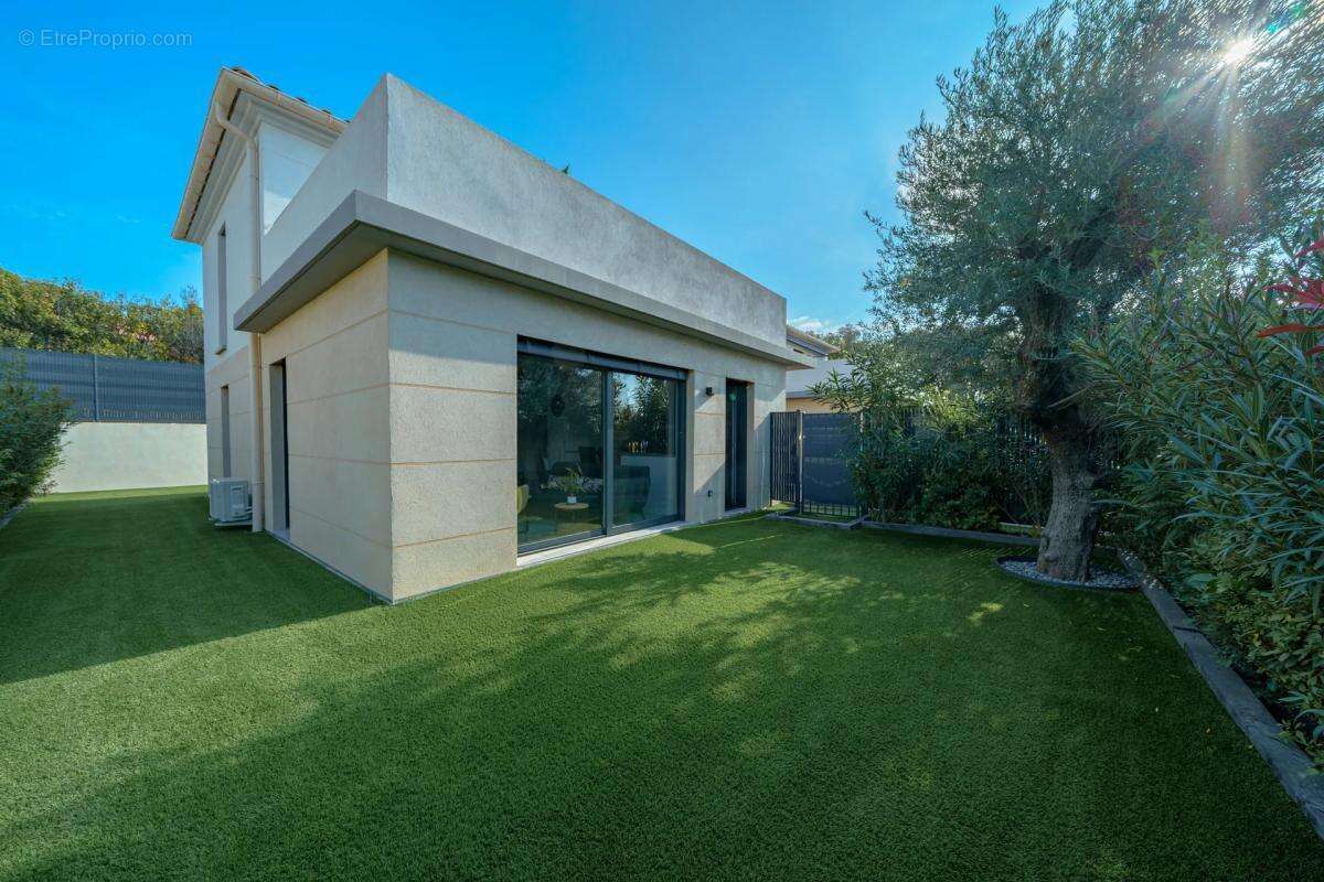 Maison à SANARY-SUR-MER