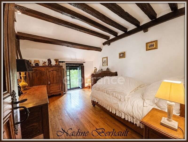 Maison à FERRIERES-EN-GATINAIS