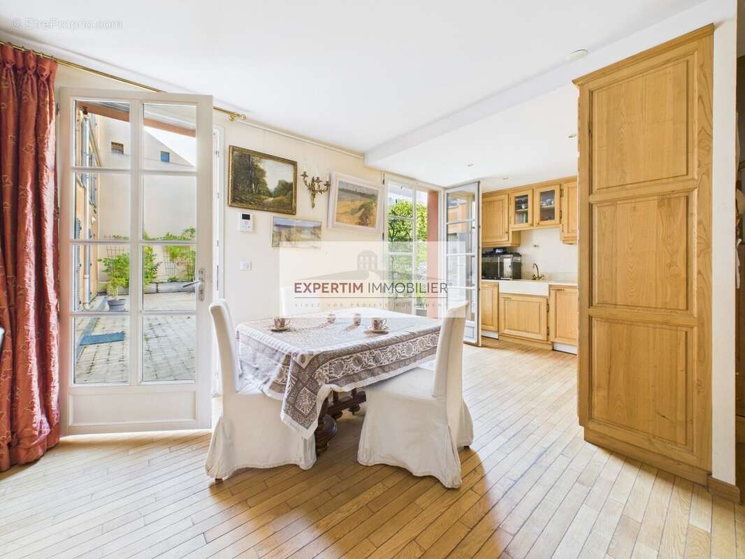 Maison à VERSAILLES