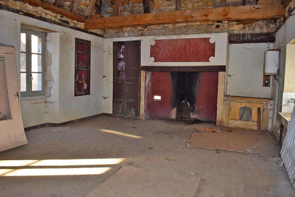 Maison de catactère Coly Saint Amand 6 pièce(s) 180 m2 - photo 13