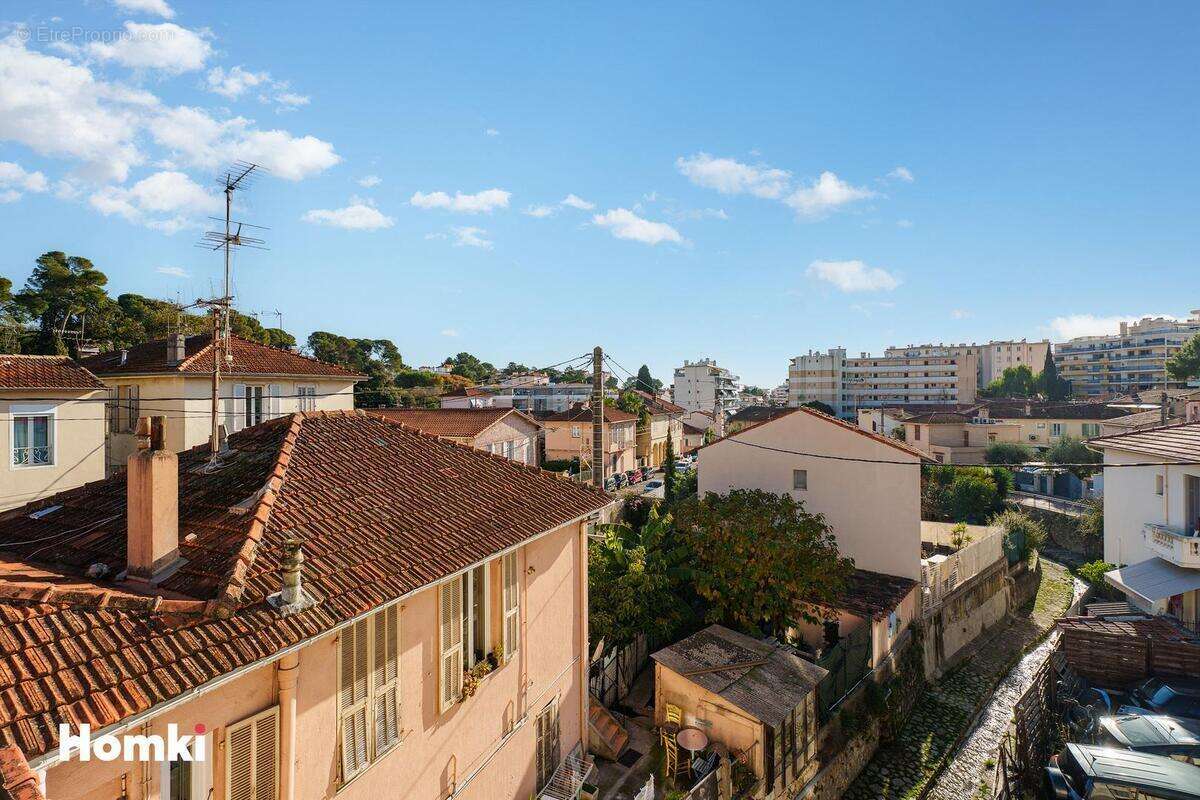 Appartement à LE CANNET