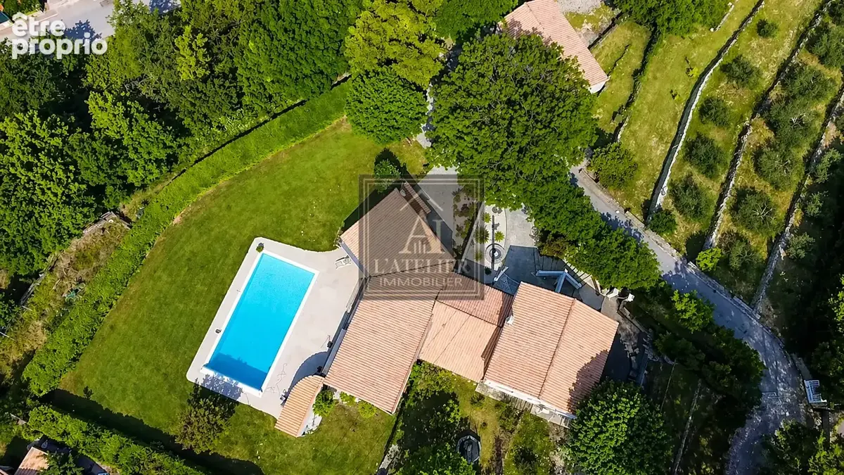 Maison à SOLLIES-TOUCAS