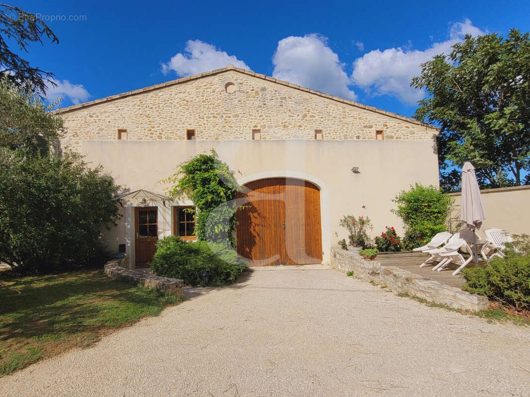 Maison à GRIGNAN