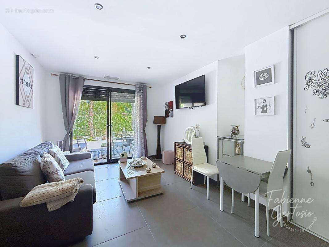 Maison à LA VALETTE-DU-VAR