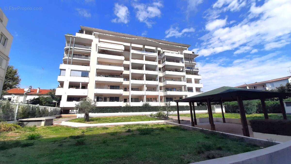 Façade Sud - Appartement à CANNES