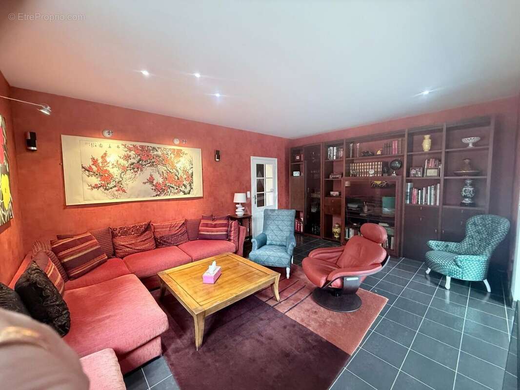 Maison à DOUE-LA-FONTAINE