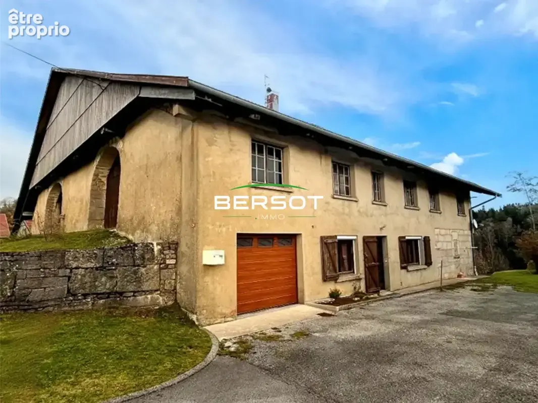 Ferme comtoise mitoyenne proche frontière suisse - photo 4