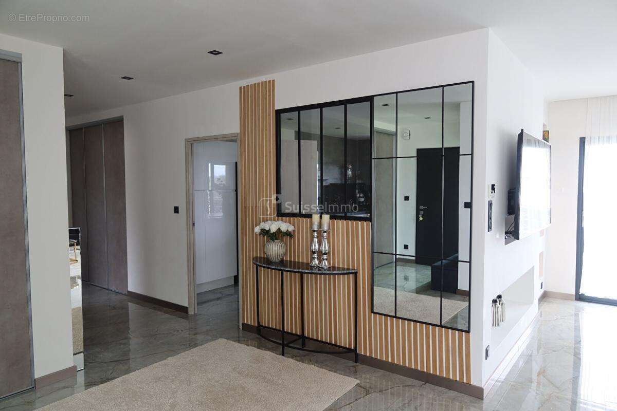 Demeure contemporaine Saint Vit 5 pièce(s) 145 m2 - photo 10