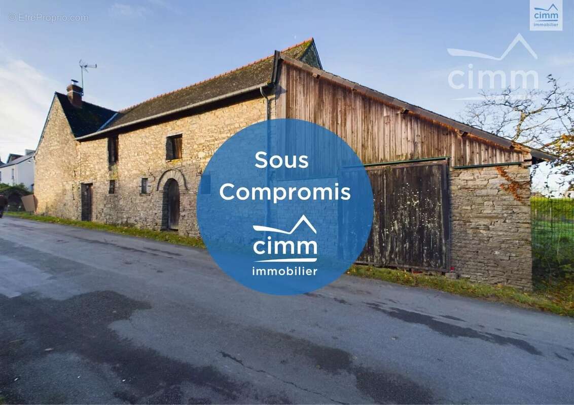 Maison à BOURG-DES-COMPTES