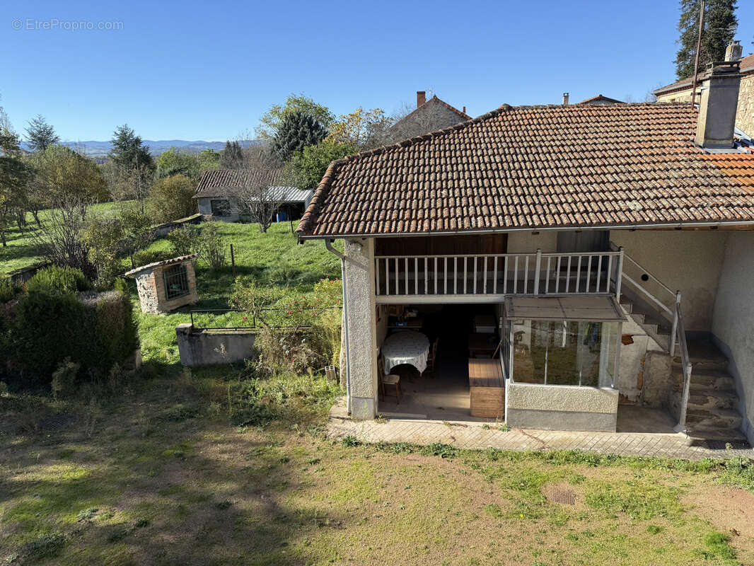 Maison à SAINT-PAUL-DE-VEZELIN