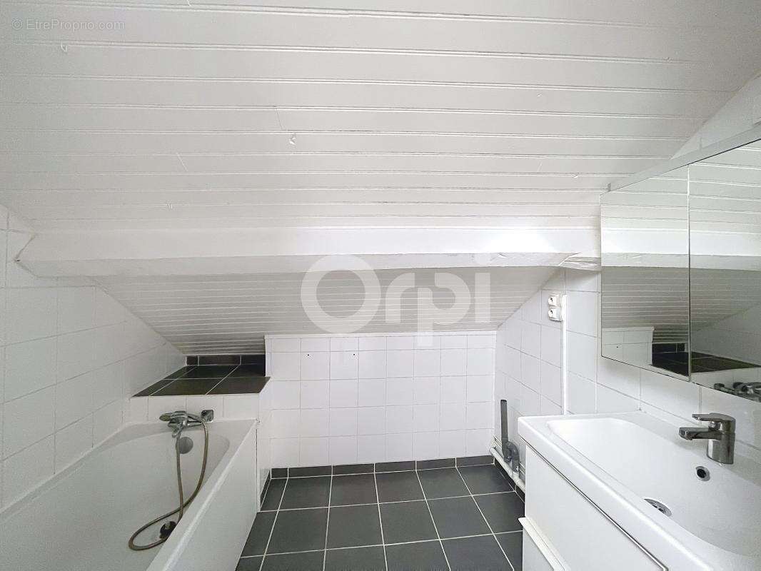 Appartement à LIANCOURT