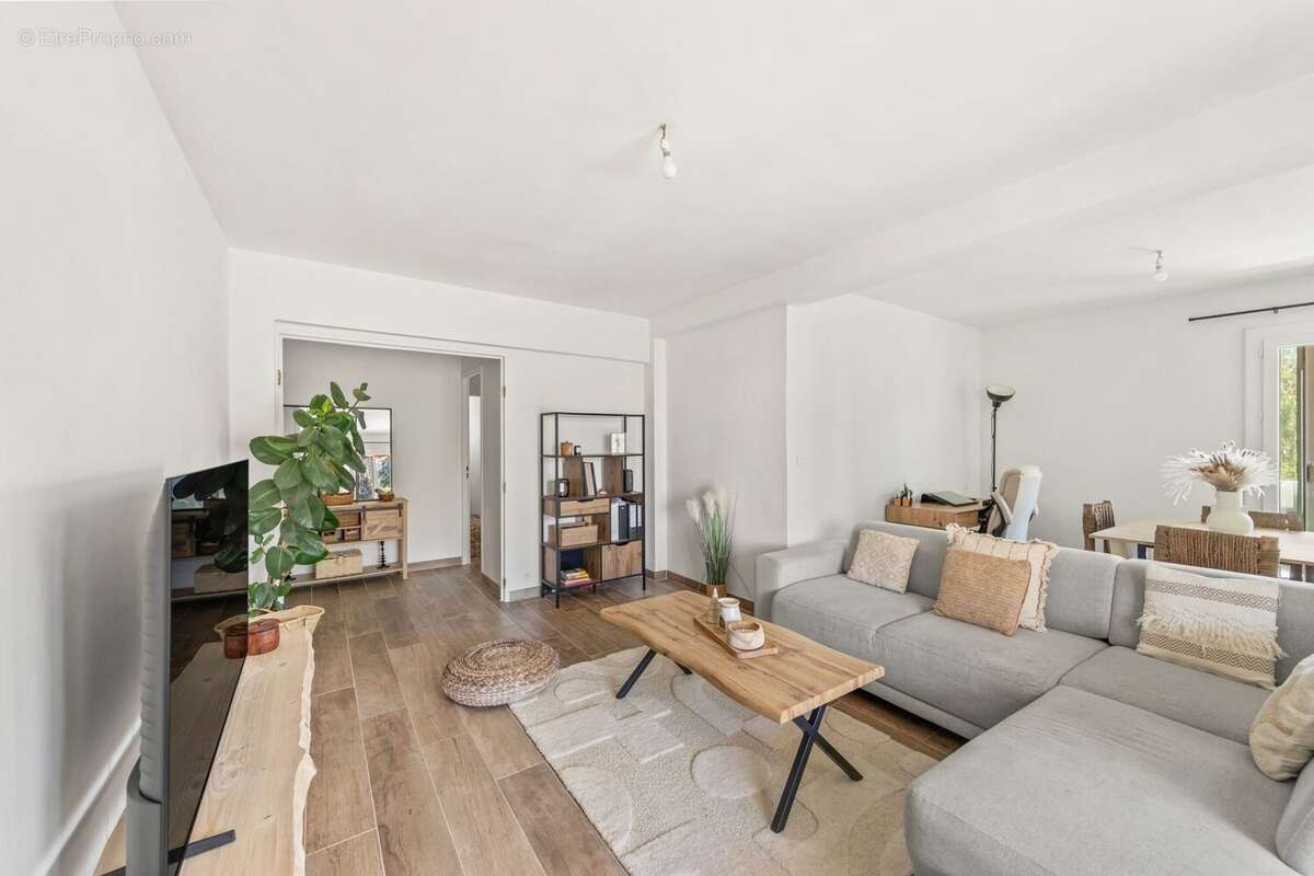 Appartement à HYERES