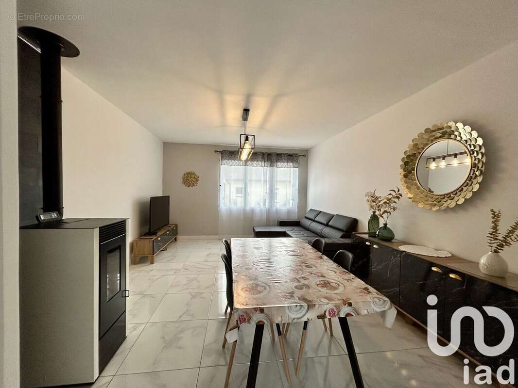 Photo 5 - Maison à BRAIN-SUR-ALLONNES