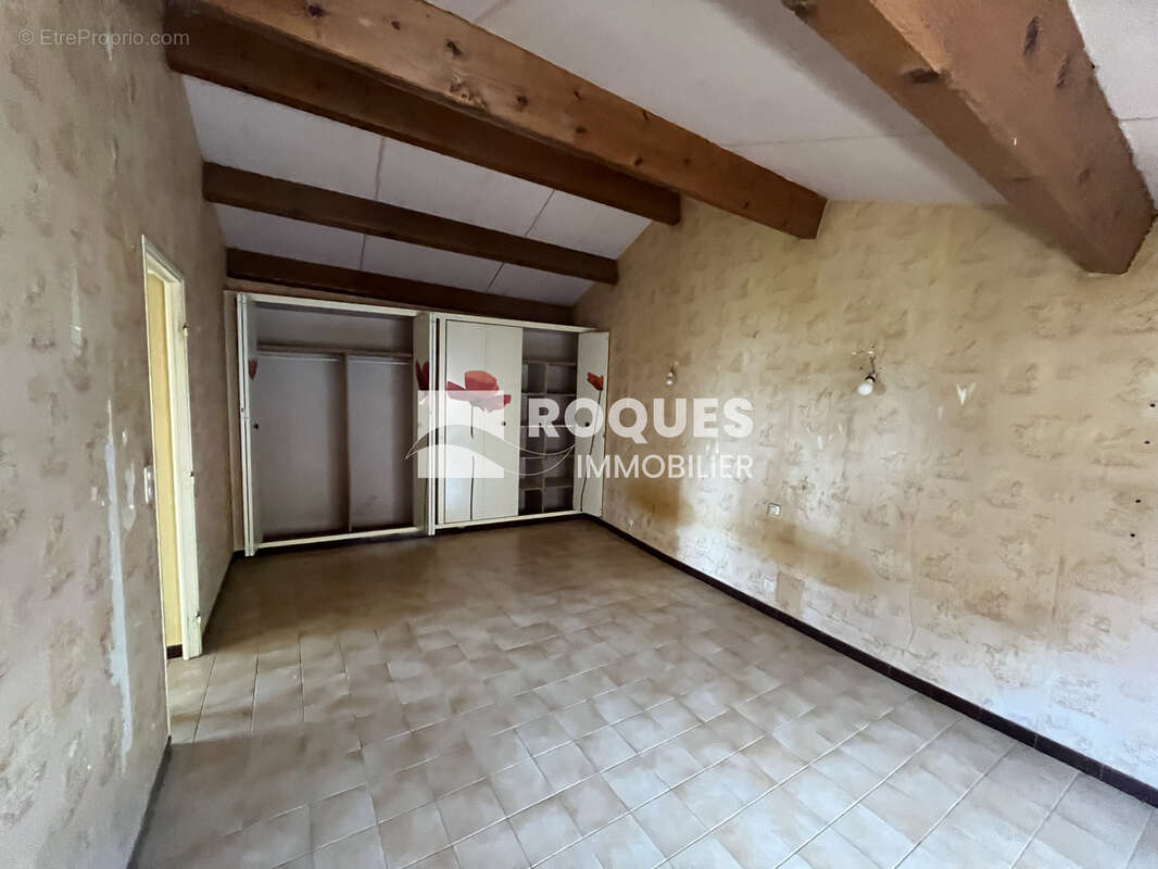 Maison à LE PRADAL