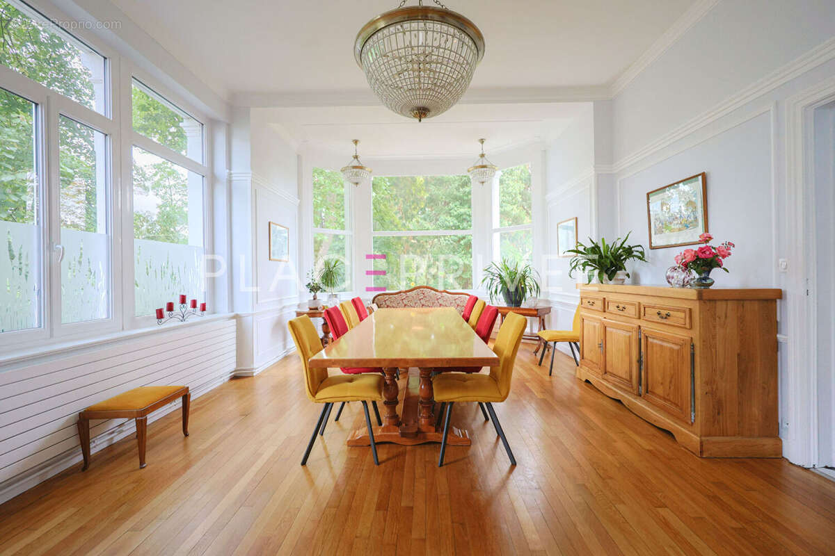 Maison à THAON-LES-VOSGES