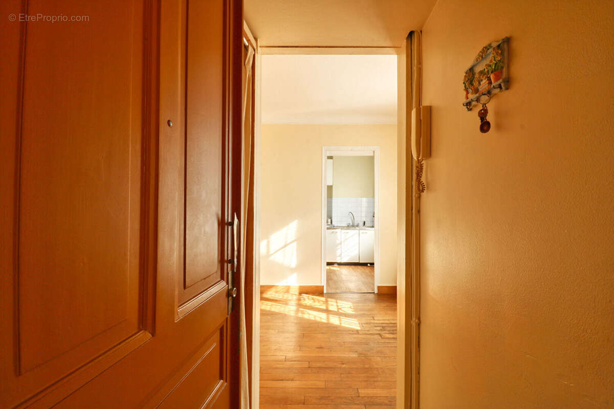 Appartement à BOURG-LA-REINE