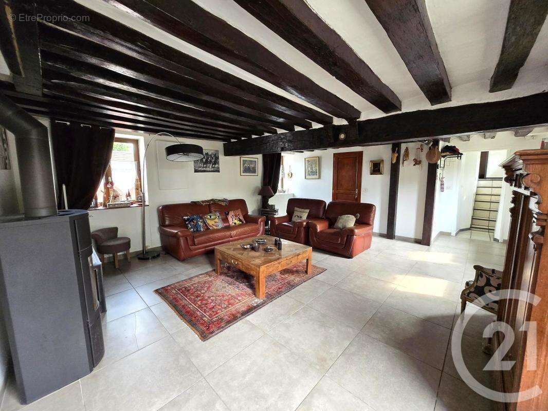 Maison à PONTPOINT