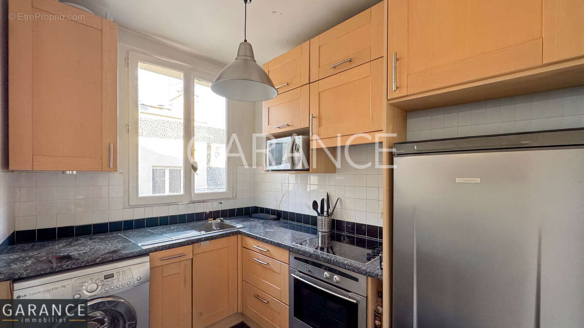 Appartement à PARIS-14E