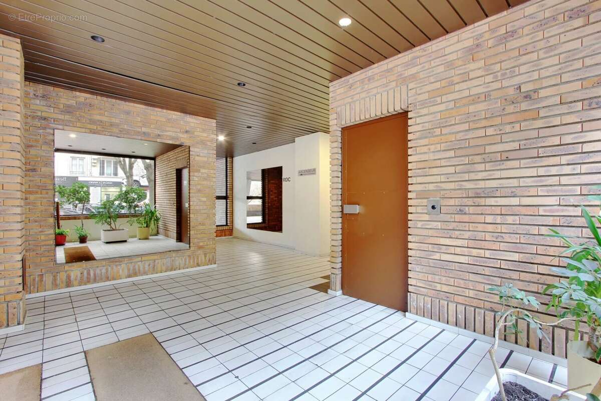 Appartement à PARIS-15E