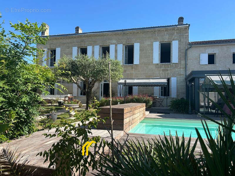 Maison à SAINT-ANDRE-DE-CUBZAC