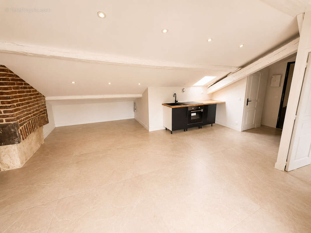 Investissement clé en main   t2 avec terrasse tropezienne   rentabilité 7,42 % - photo 4