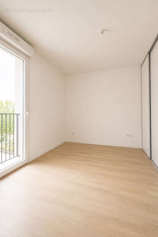 Appartement 57 m² à Ris-Orangis  - photo 7