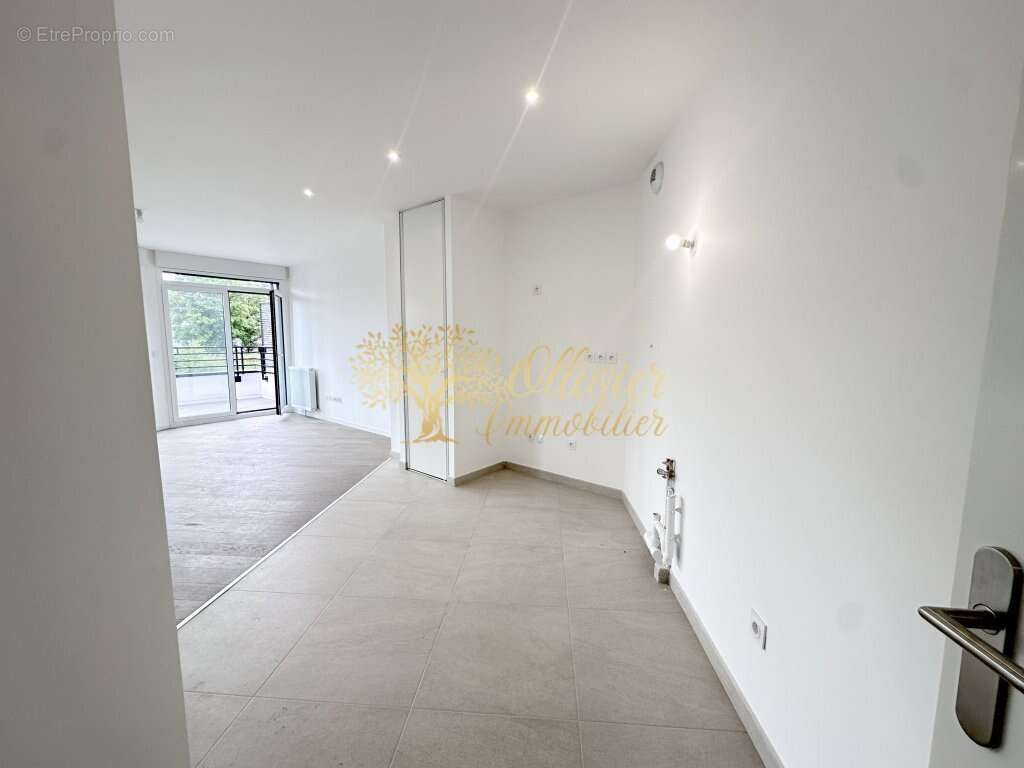 Appartement à SAINT-MAUR-DES-FOSSES