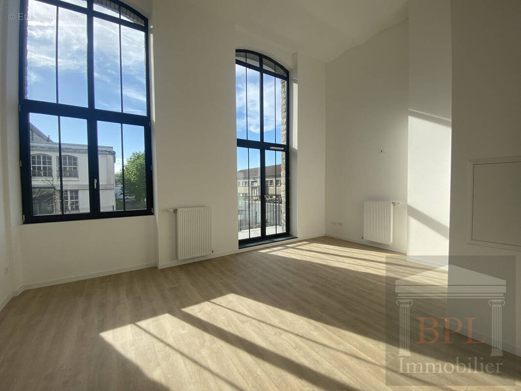 Appartement à CHAMPAGNE-SUR-SEINE