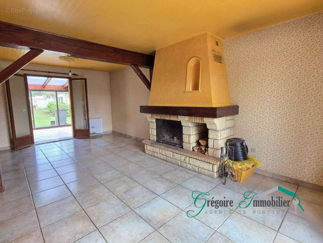 Maison à MONTIGNY-SUR-LOING