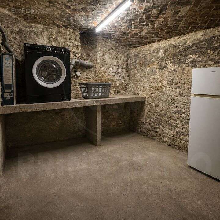 Maison de ville avec potentiel - Hyper-centre d'Étampes - photo 11