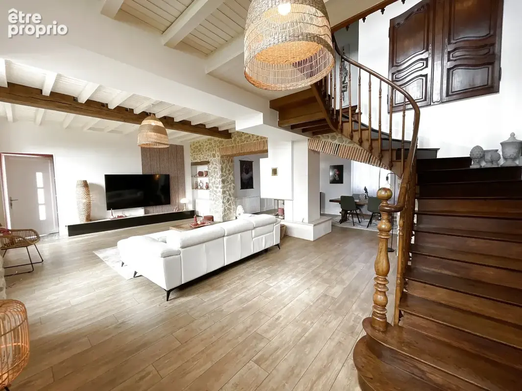 Maison de caractère 3 chambres avec piscine chauffée, jacuzzi et vue Pyrénées - photo 2